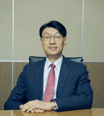 Mr. Kim Hyung Woon